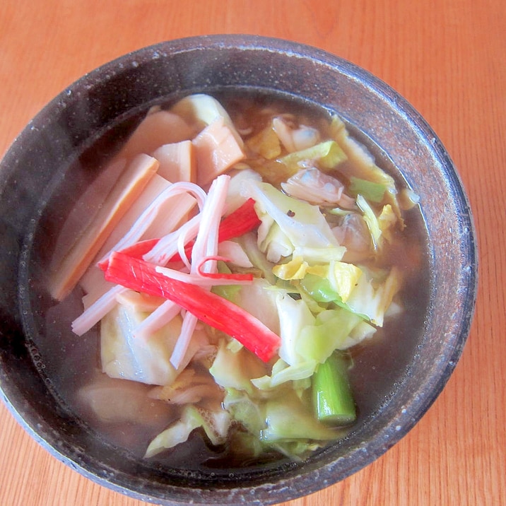 蟹蒲鉾あさり醤油ラーメン